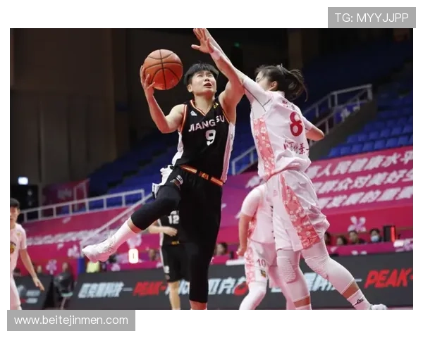 广州乒乓球队在选拔赛中以65分稳居积分榜首位展现强劲实力 广州乒乓球队在选拔赛中以65分稳居积分榜首位展现强劲实力